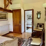 Chateau Masburel Nocleg ze śniadaniem 4*