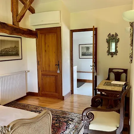 Chateau Masburel Couette-café 4*